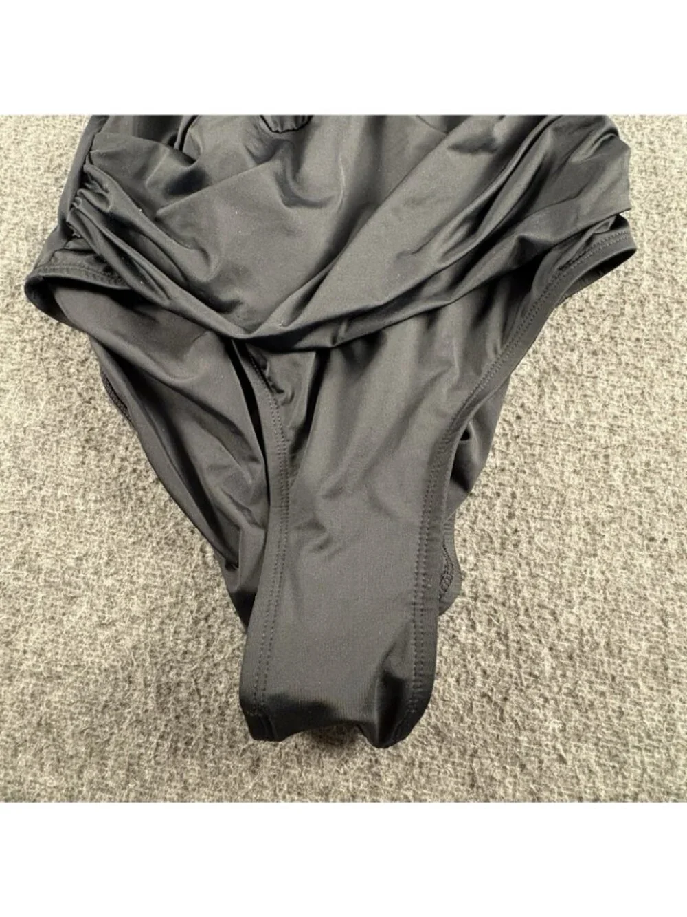 Jantzen Black Tummy Control One Piece Swimsuit Size 10 NWT MSRP $92 JZ23704M